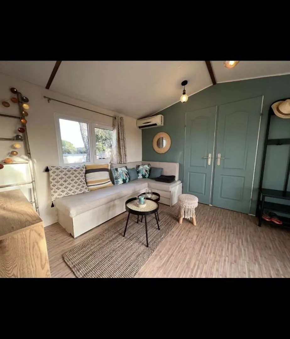 Loue Mobilhome 3 Chambres Le Muy 0*,